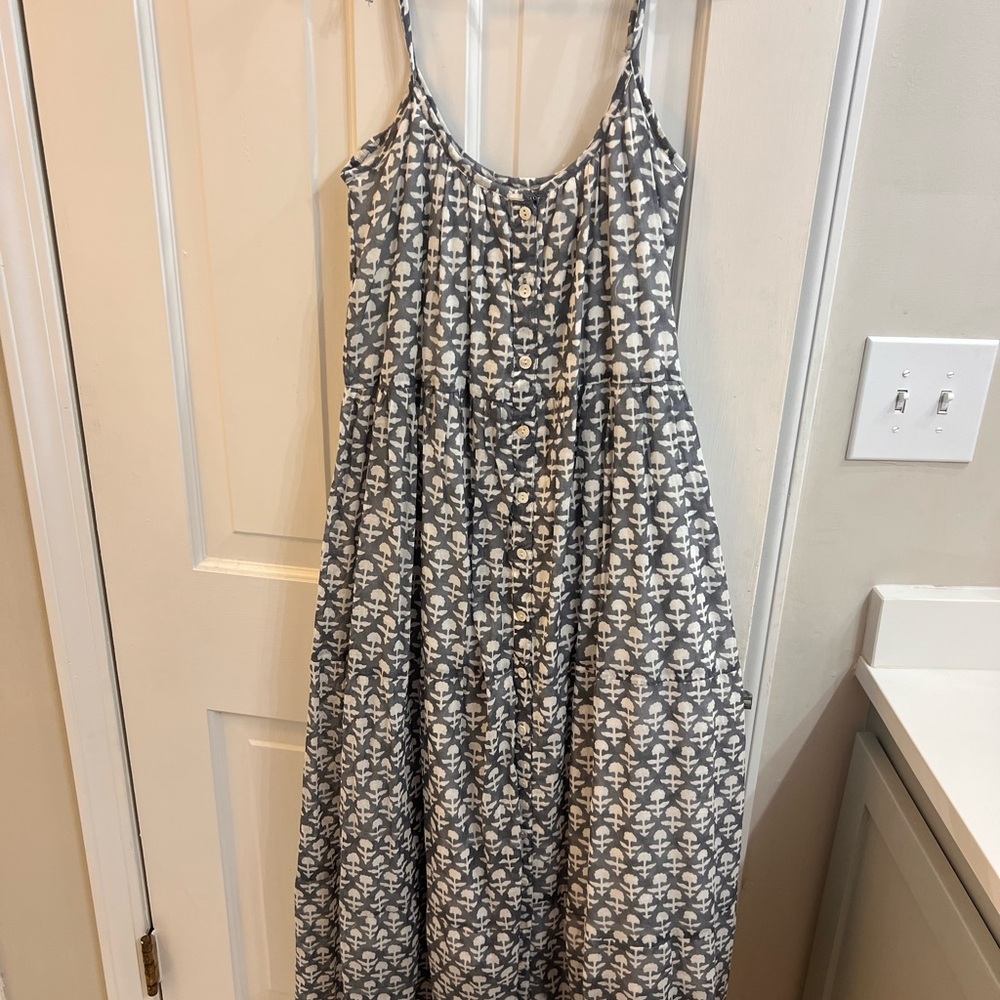 MAREA Gray and White Sleeveless Maxi Sundress Never Worn